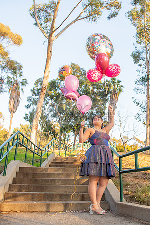 Melissa quinceanera photo session at Kenneth Hahn State Recreation park in Los Angeles Ca, photographer, www.gustavovillarreal.com, 323-633-8283