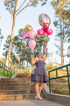Melissa quinceanera photo session at Kenneth Hahn State Recreation park in Los Angeles Ca, photographer, www.gustavovillarreal.com, 323-633-8283