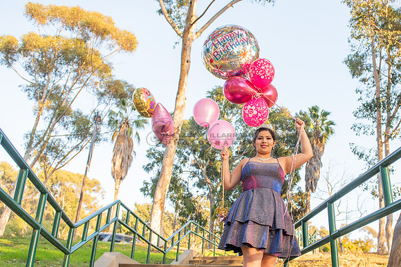 Melissa quinceanera photo session at Kenneth Hahn State Recreation park in Los Angeles Ca, photographer, www.gustavovillarreal.com, 323-633-8283