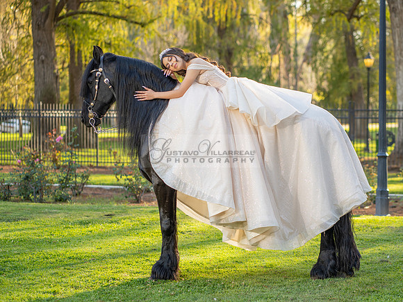 Quinceanera photoshoot at Rose Garden in Riverside Ca. Sesion de fotos en caballos, Gustavo Villarreal Photography, 323-633-8283