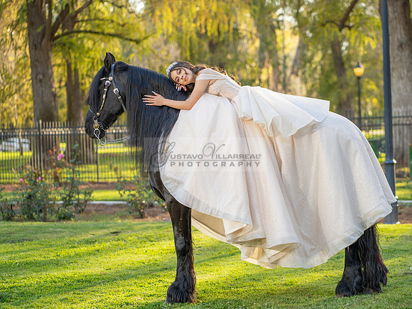 Quinceanera photoshoot at Rose Garden in Riverside Ca. Sesion de fotos en caballos, Gustavo Villarreal Photography, 323-633-8283