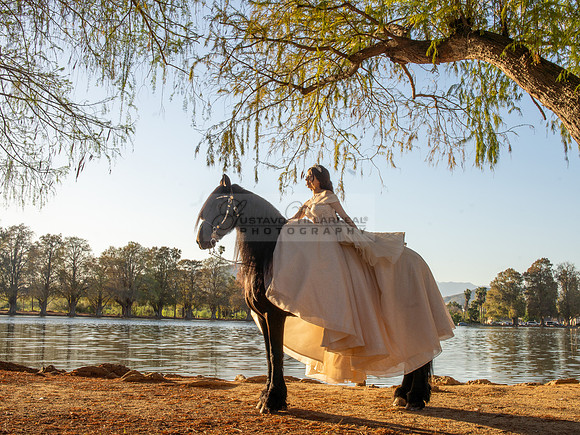 Quinceanera photoshoot at Rose Garden in Riverside Ca. Sesion de fotos en caballos, Gustavo Villarreal Photography, 323-633-8283