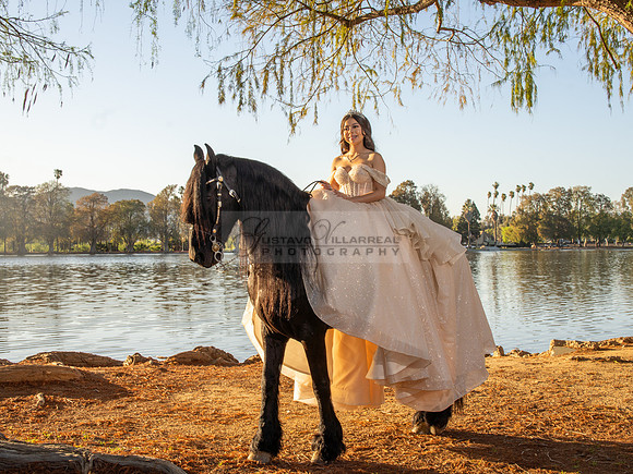 Quinceanera photoshoot at Rose Garden in Riverside Ca. Sesion de fotos en caballos, Gustavo Villarreal Photography, 323-633-8283