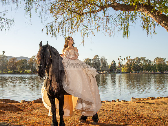 Quinceanera photoshoot at Rose Garden in Riverside Ca. Sesion de fotos en caballos, Gustavo Villarreal Photography, 323-633-8283