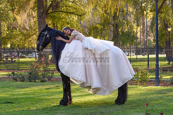 Quinceanera photoshoot at Rose Garden in Riverside Ca. Sesion de fotos en caballos, Gustavo Villarreal Photography, 323-633-8283