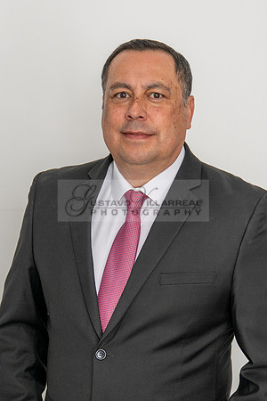 Jose Mireles Business Headshots, corporate, realtor, in Whittier California, Gustavo Villarreal photography, 323-633-8283