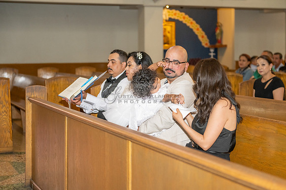 Nazareth Bautizo fotografias y videos en Whittier Ca, reception at Grand premier Banquet hall in Gardena Ca. Gustavo Villarreal photographer 323-633-8283, www.gvphotoandvideo.com