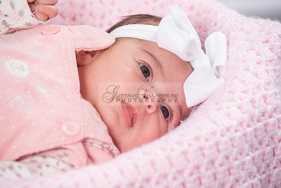 Baby girl studio photo session, maternity photos, family photos