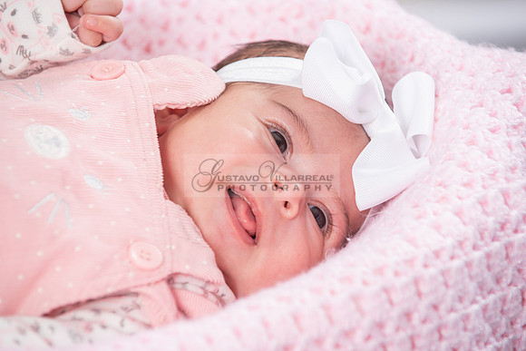 Baby girl studio photo session, maternity photos, family photos