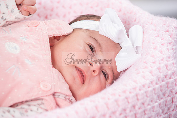 Baby girl studio photo session, maternity photos, family photos