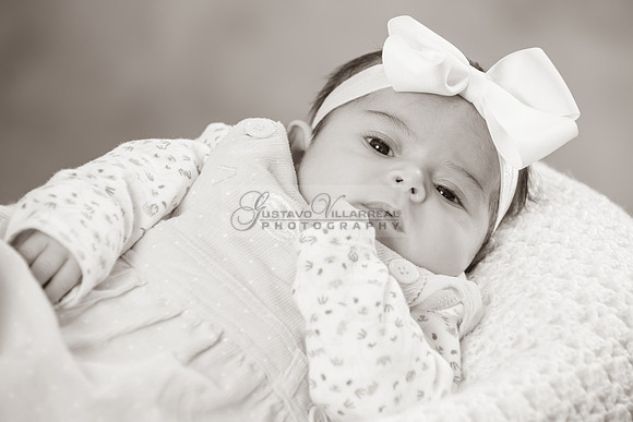 Baby girl studio photo session, maternity photos, family photos