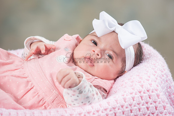 Baby girl studio photo session, maternity photos, family photos