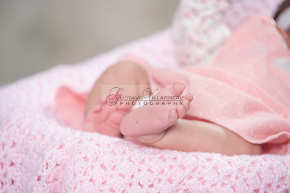 Baby girl studio photo session, maternity photos, family photos