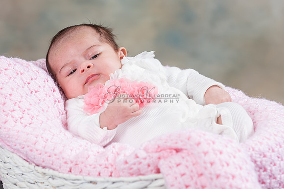 Baby girl studio photo session, maternity photos, family photos