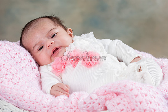 Baby girl studio photo session, maternity photos, family photos
