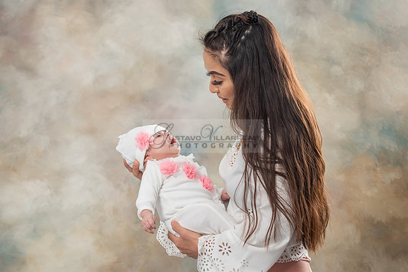 Baby girl studio photo session, maternity photos, family photos