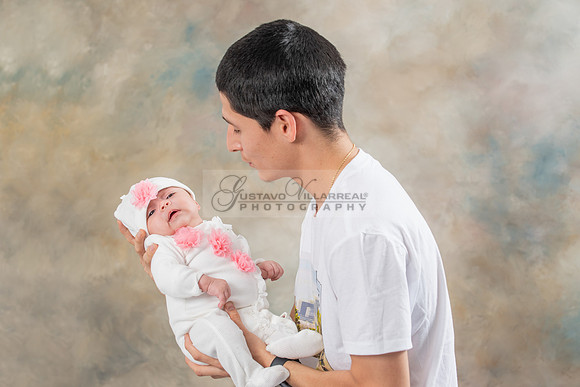 Baby girl studio photo session, maternity photos, family photos
