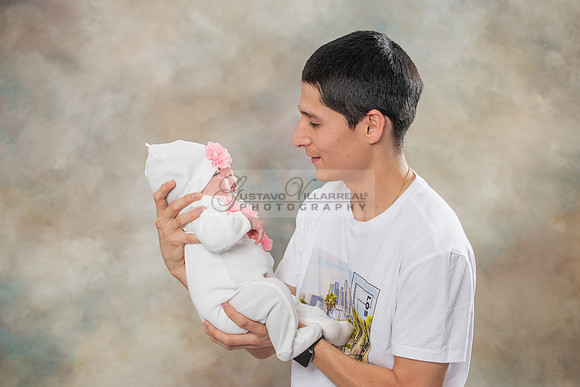 Baby girl studio photo session, maternity photos, family photos
