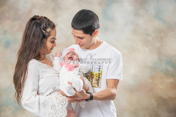 Baby girl studio photo session, maternity photos, family photos