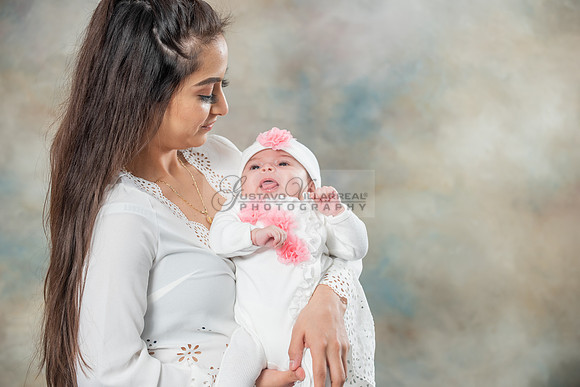 Baby girl studio photo session, maternity photos, family photos