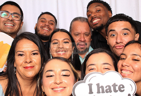Stephanie and Albert wedding celebration, photo booth in Redondo Beach Ca, Gustavo Villarreal Photography, 323-633-8283, www.gvphotoandvideo.com