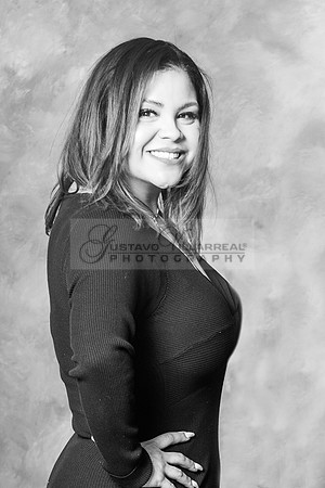 Family studio photo session, Maternity photos, baby photos by Gustavo Villarreal Photography, 323-633-8283