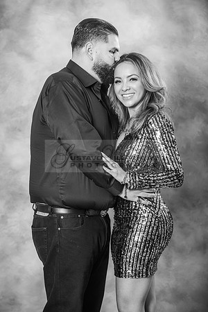 Family studio photo session, Maternity photos, baby photos by Gustavo Villarreal Photography, 323-633-8283