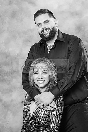 Family studio photo session, Maternity photos, baby photos by Gustavo Villarreal Photography, 323-633-8283