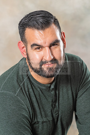 Professional Business Headshots in Whittier Ca by Gustavo Villarreal Photography, 323-633-8283