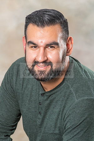 Professional Business Headshots in Whittier Ca by Gustavo Villarreal Photography, 323-633-8283