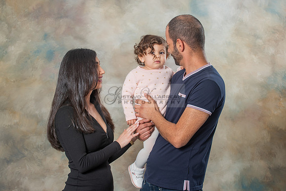 Hassib family portrait photos, photography, photographer studio in Whittier Ca, by Gustavo Villarreal, 323-633-8283