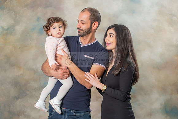 Hassib family portrait photos, photography, photographer studio in Whittier Ca, by Gustavo Villarreal, 323-633-8283