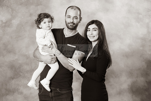 Hassib family portrait photos, photography, photographer studio in Whittier Ca, by Gustavo Villarreal, 323-633-8283