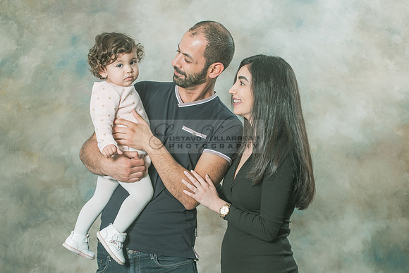 Hassib family portrait photos, photography, photographer studio in Whittier Ca, by Gustavo Villarreal, 323-633-8283