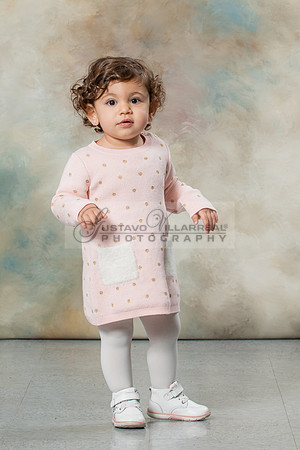 Hassib family portrait photos, photography, photographer studio in Whittier Ca, by Gustavo Villarreal, 323-633-8283