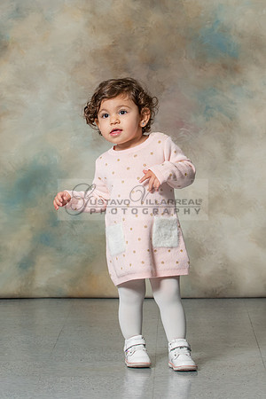 Hassib family portrait photos, photography, photographer studio in Whittier Ca, by Gustavo Villarreal, 323-633-8283