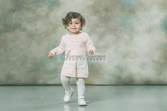 Hassib family portrait photos, photography, photographer studio in Whittier Ca, by Gustavo Villarreal, 323-633-8283