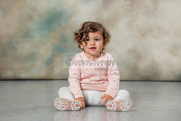 Hassib family portrait photos, photography, photographer studio in Whittier Ca, by Gustavo Villarreal, 323-633-8283