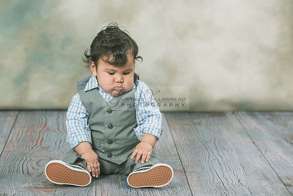 Susan y Francisco 6 months baby boy photos near Whittier Ca, by Gustavo Villarreal Photography 323-633-8283