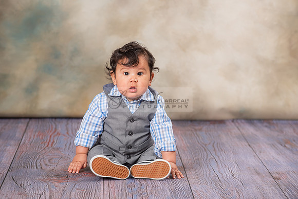 Susan y Francisco 6 months baby boy photos near Whittier Ca, by Gustavo Villarreal Photography 323-633-8283