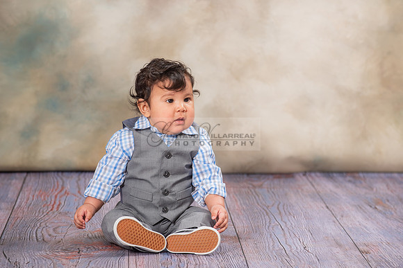 Susan y Francisco 6 months baby boy photos near Whittier Ca, by Gustavo Villarreal Photography 323-633-8283