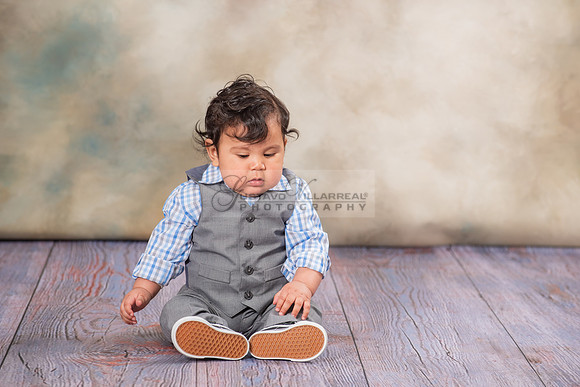 Susan y Francisco 6 months baby boy photos near Whittier Ca, by Gustavo Villarreal Photography 323-633-8283