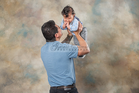 Susan y Francisco 6 months baby boy photos near Whittier Ca, by Gustavo Villarreal Photography 323-633-8283