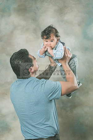 Susan y Francisco 6 months baby boy photos near Whittier Ca, by Gustavo Villarreal Photography 323-633-8283