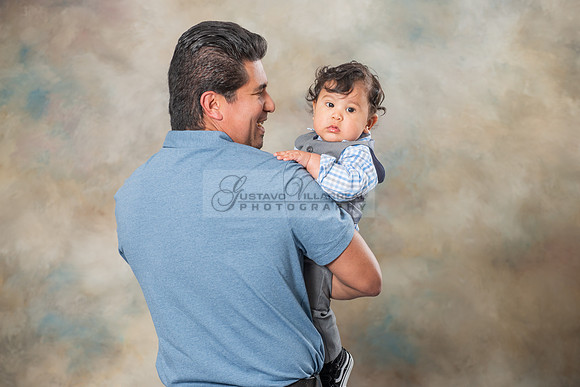 Susan y Francisco 6 months baby boy photos near Whittier Ca, by Gustavo Villarreal Photography 323-633-8283