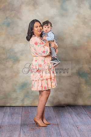 Susan y Francisco 6 months baby boy photos near Whittier Ca, by Gustavo Villarreal Photography 323-633-8283