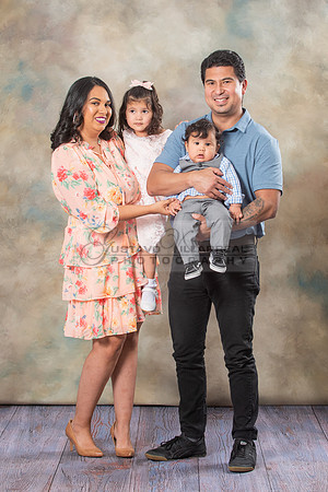 Susan y Francisco 6 months baby boy photos near Whittier Ca, by Gustavo Villarreal Photography 323-633-8283
