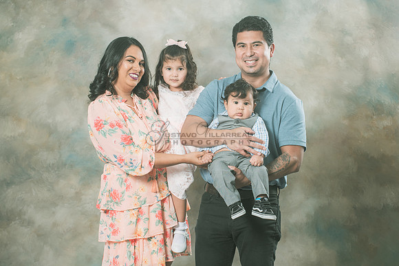 Susan y Francisco 6 months baby boy photos near Whittier Ca, by Gustavo Villarreal Photography 323-633-8283