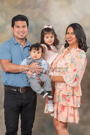 Susan y Francisco 6 months baby boy photos near Whittier Ca, by Gustavo Villarreal Photography 323-633-8283