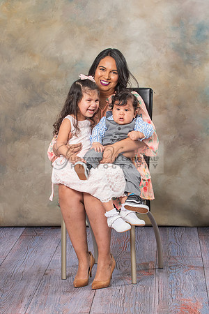 Susan y Francisco 6 months baby boy photos near Whittier Ca, by Gustavo Villarreal Photography 323-633-8283